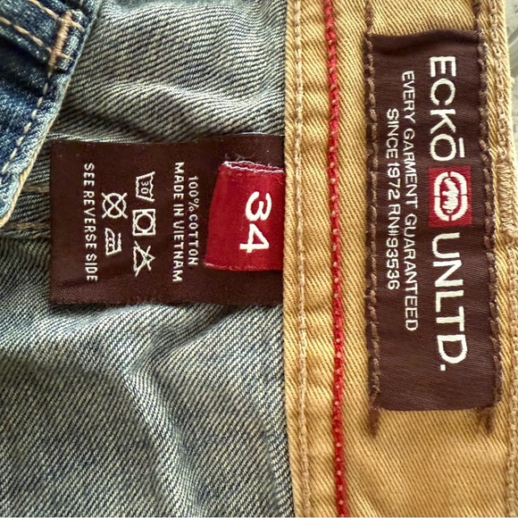 VTG Y2K Ecko Unlimited Baggy Jean Shorts Size 34. Embroidered. - Picture 4 of 5